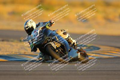 media/Jan-21-2023-CVMA (Sat) [[b9eef8ba1f]]/Race 13 500 Supersport-350 Supersport/